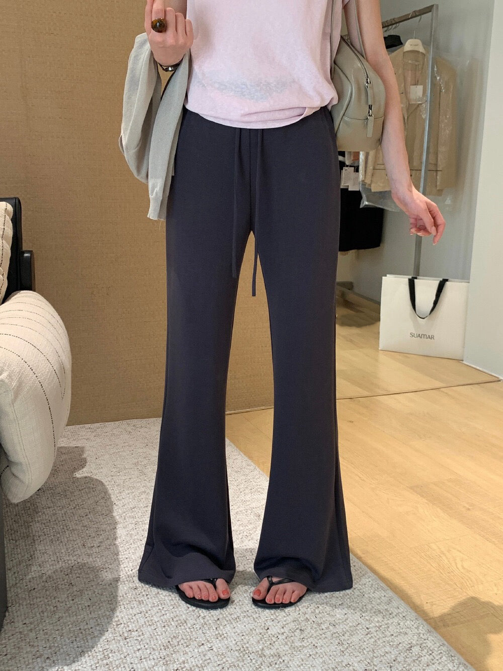 // 天絲莫代爾棉彈性顯瘦微喇叭褲