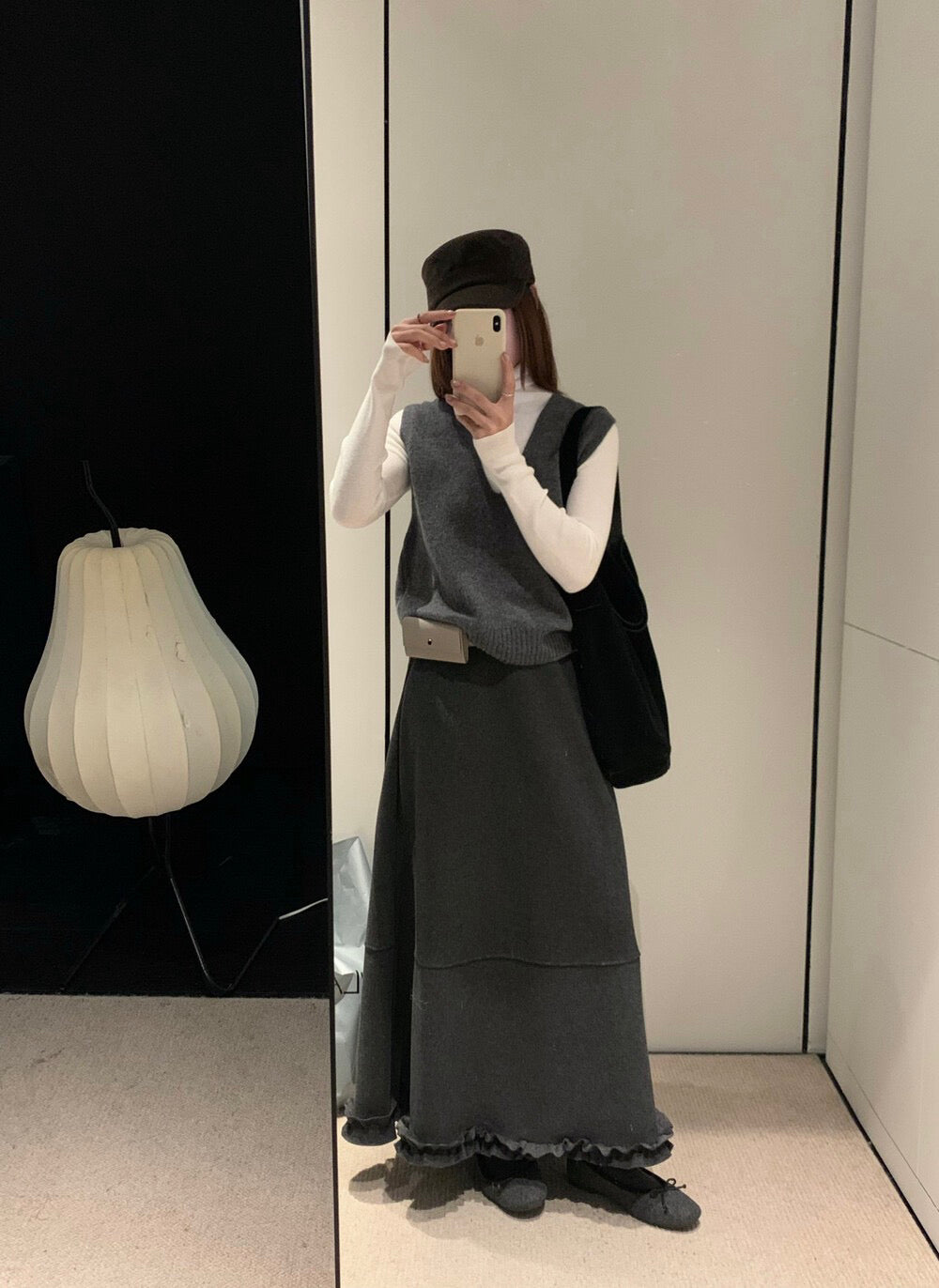 // 無縫一體疊穿必入深v 100%羊毛背心