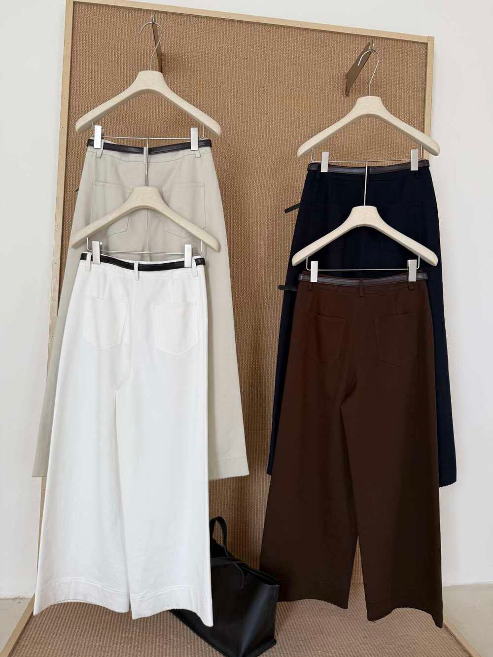 // 褲型超好簡約花邊直腳九分褲