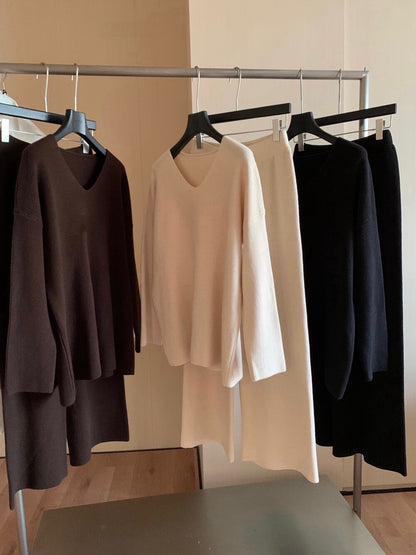 // 懶人必備氣質v領冷衫+褲套裝