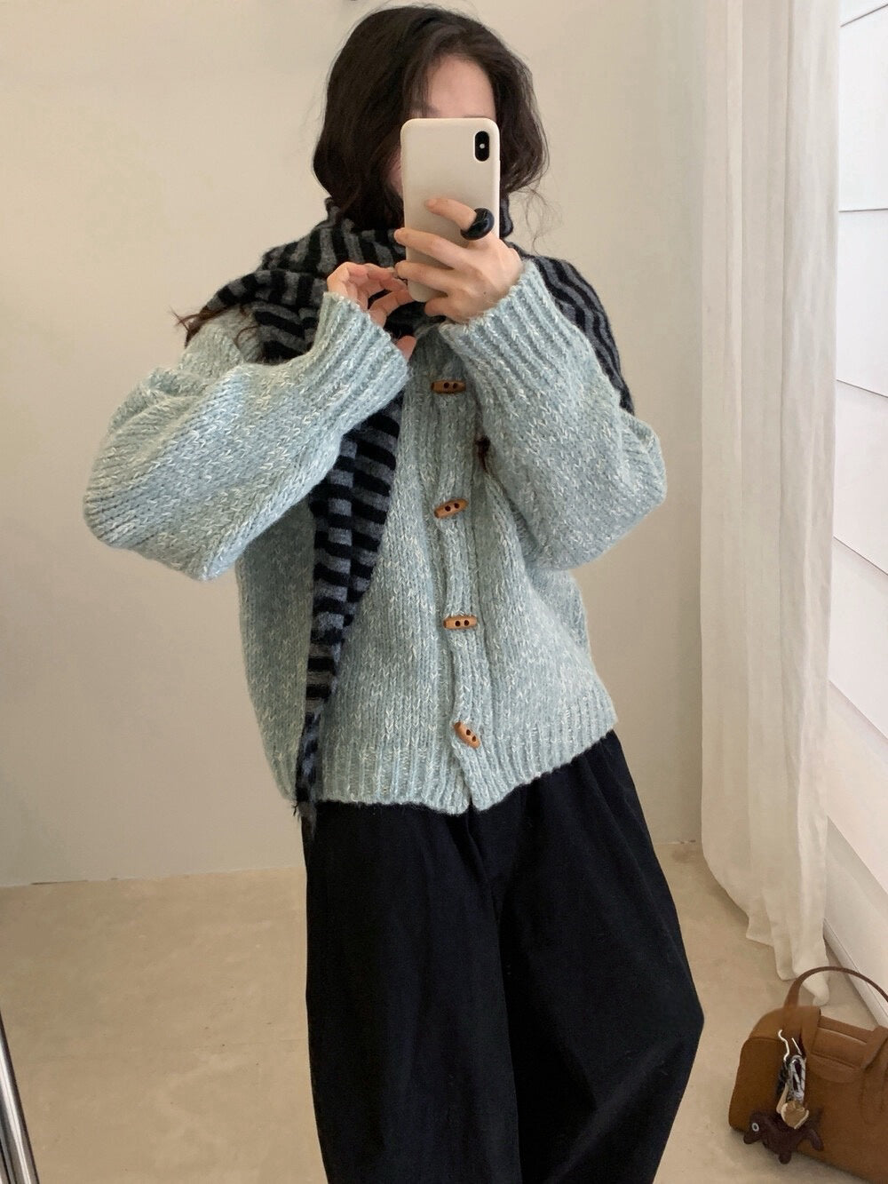 // 重工雜色線可立領牛角鈕CD