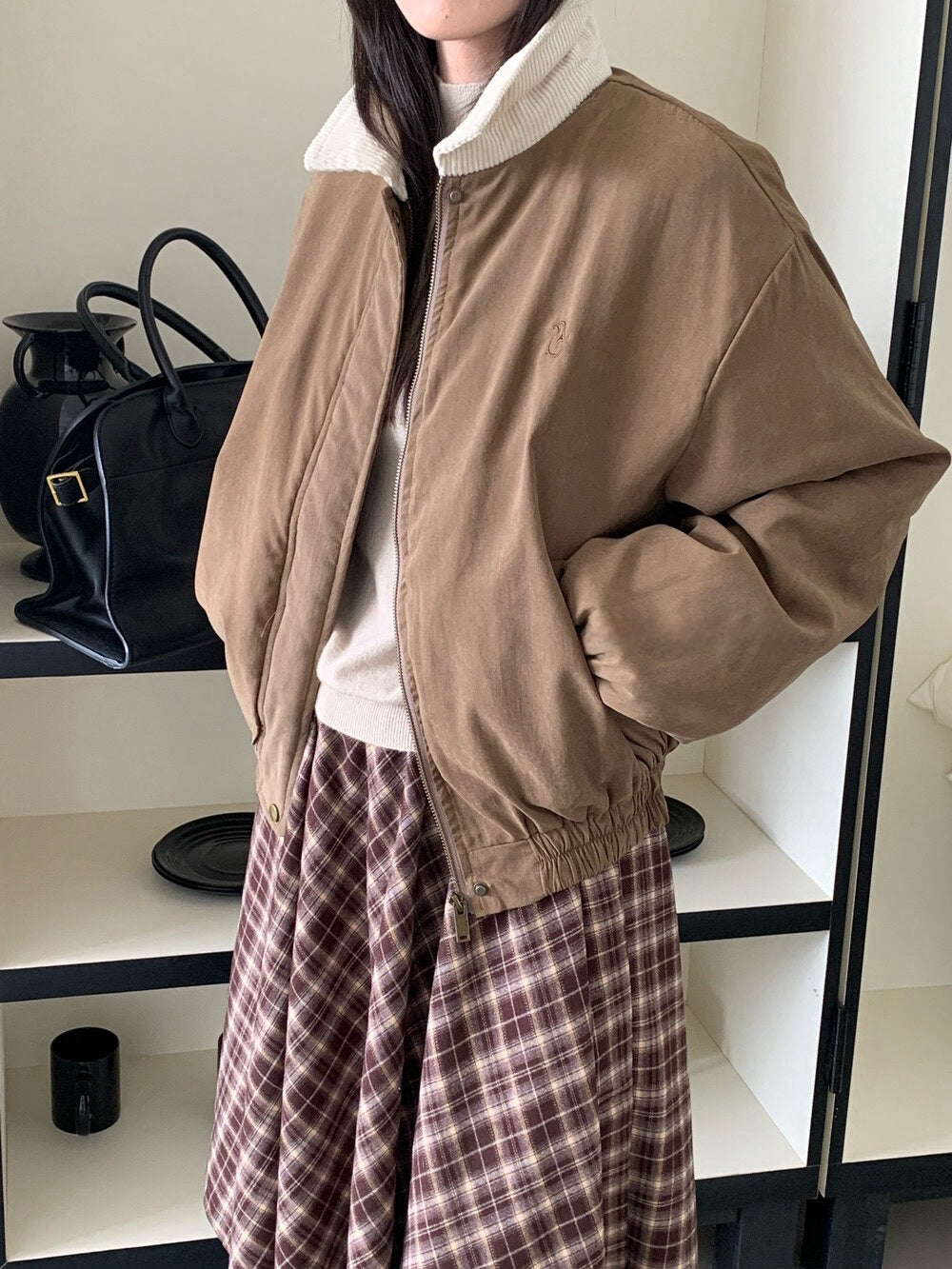 // 可愛小刺繡拼燈芯絨領夾棉外套