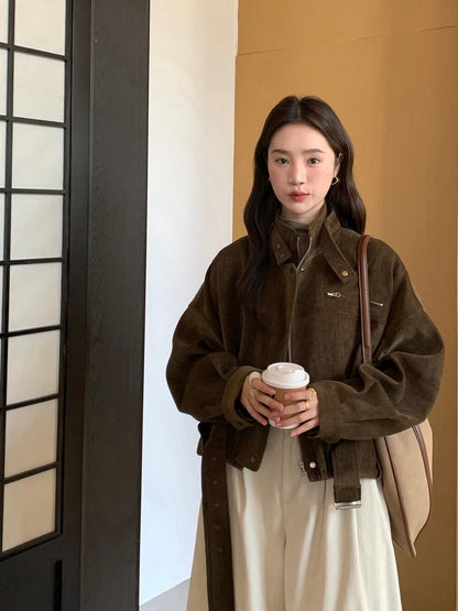 // 質感超好的雪尼爾絨帥氣短款外套