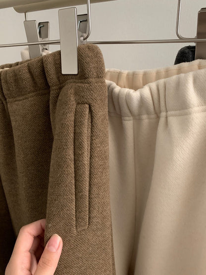 // 超軟糯後口袋羊毛糯米褲