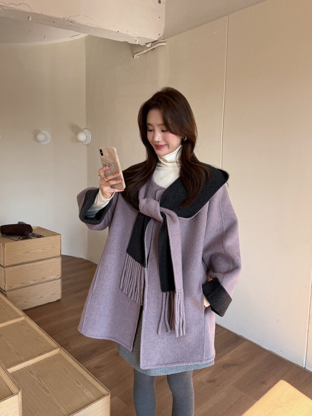 // 100%羊毛簡約高級感三粒鈕中長手工外套(連連帽頸巾)