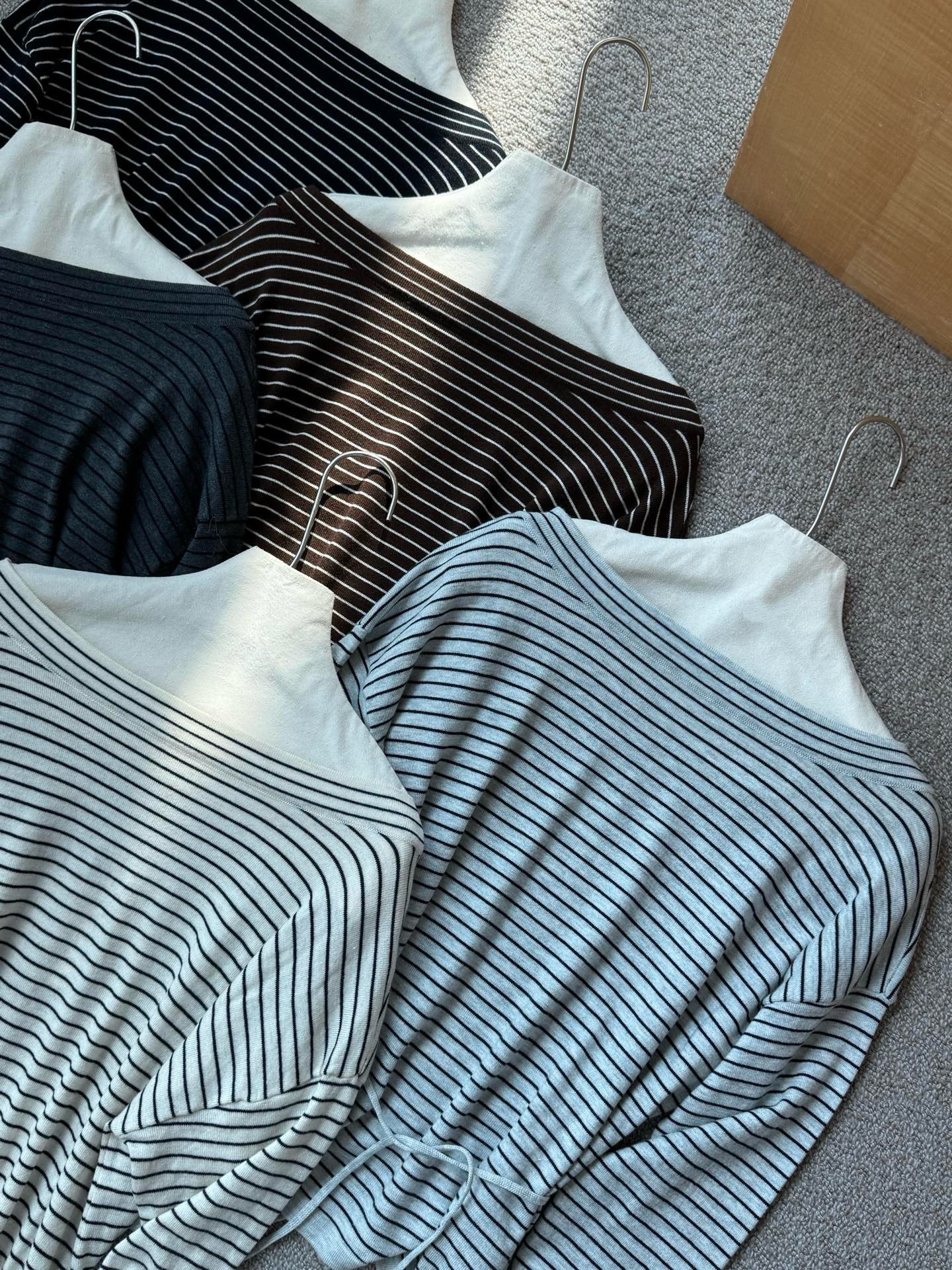 // 三種穿法8%wool親膚間條綁腰NT