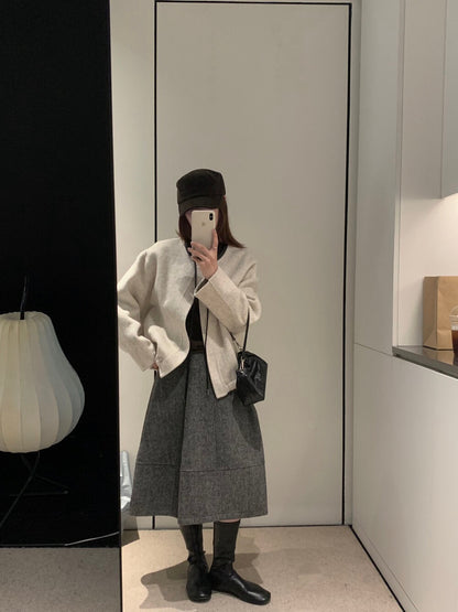 // 巨遮肉廓型毛呢中裙