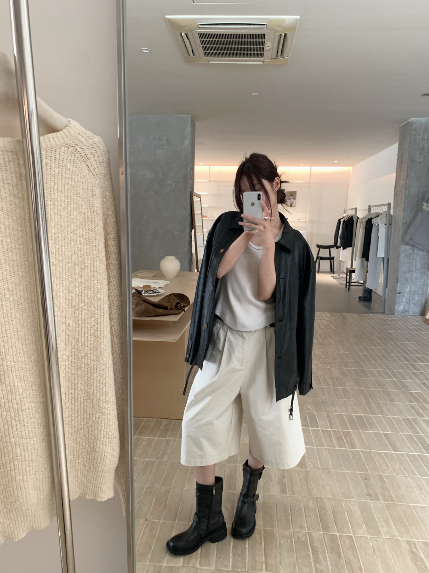 // 復古感美拉德翻領中長彷皮外套