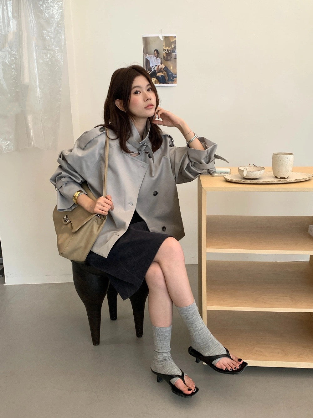 J38 / 高級感可立領帥氣短款trench coat