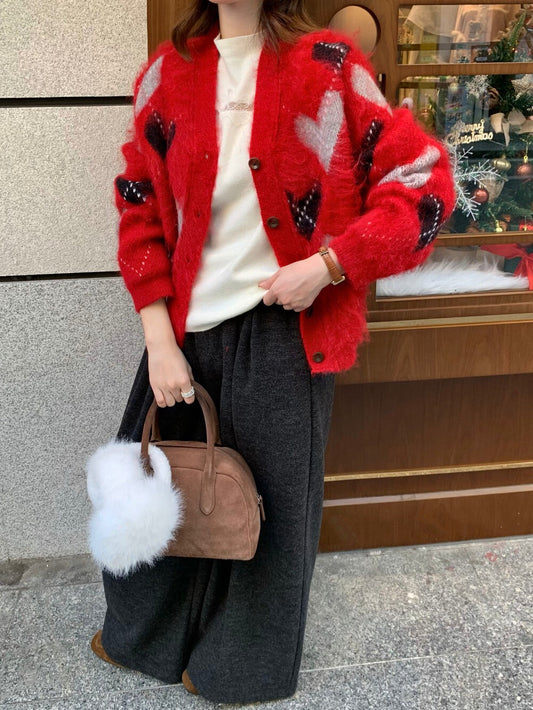 // 超美心心菱格V領CD