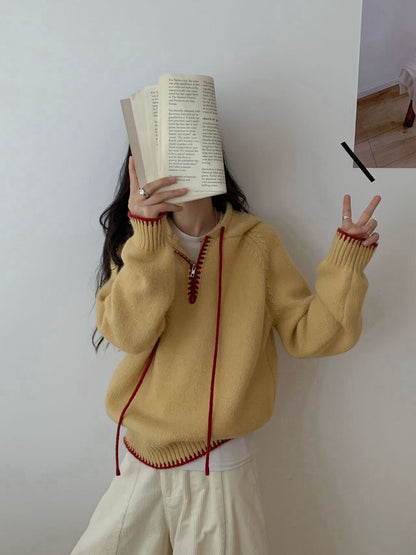 // 撞色半拉鍊連帽軟糯毛衣