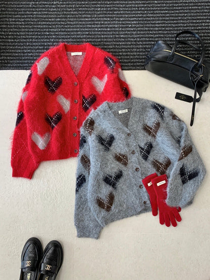 // 超美心心菱格V領CD