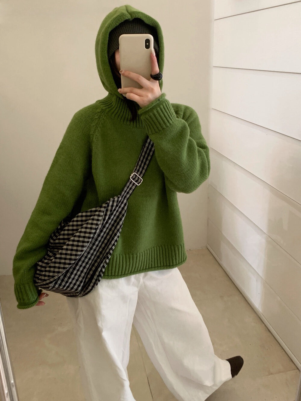 // 粗織紋領位連帽卷卷邊毛衣