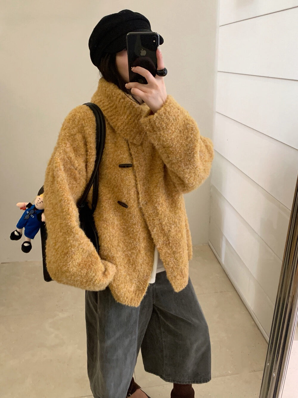 // 慵懶圈圈毛牛角鈕可立領毛衣CD