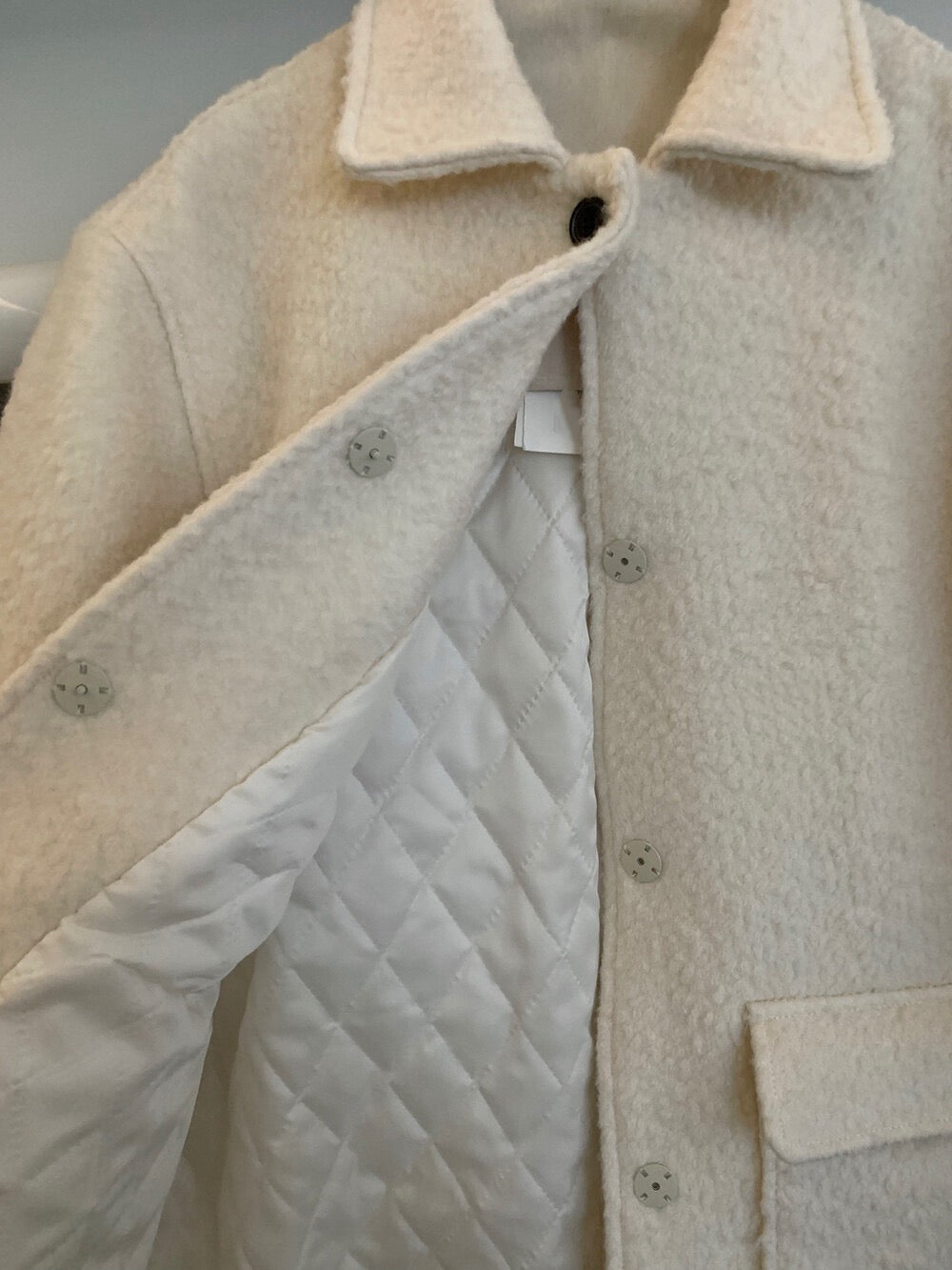 // 70%羊毛簡約翻領中長外套