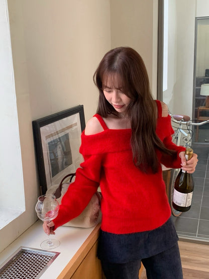 // 聖誕必備一字領肩帶毛衣