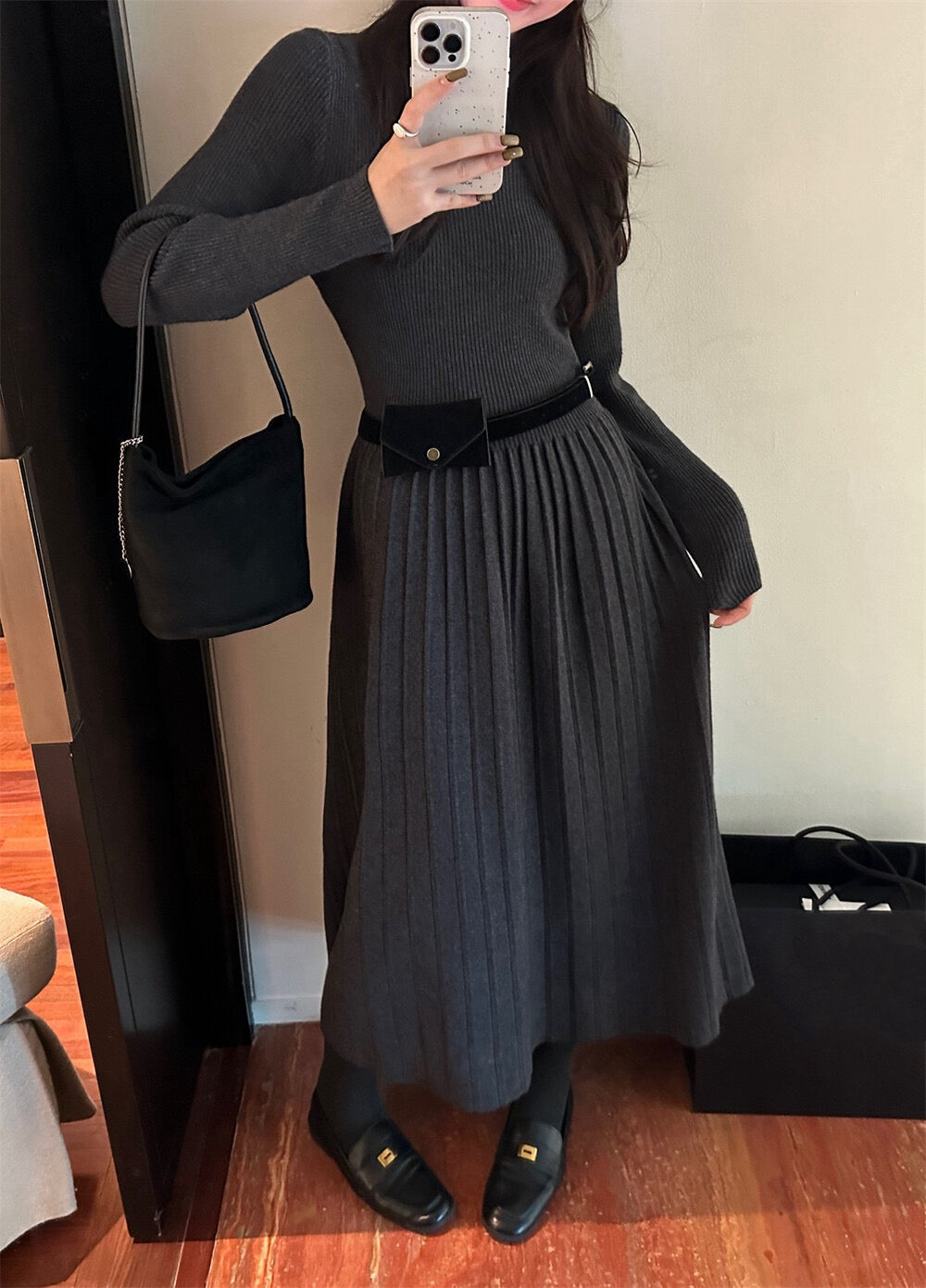 // 超顯瘦氣質百褶針織OPS