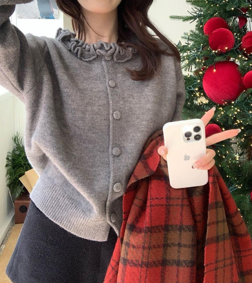 // 設計感花邊領口CD