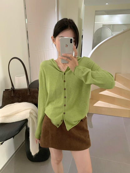 // 顏色美美的連帽薄針織外套