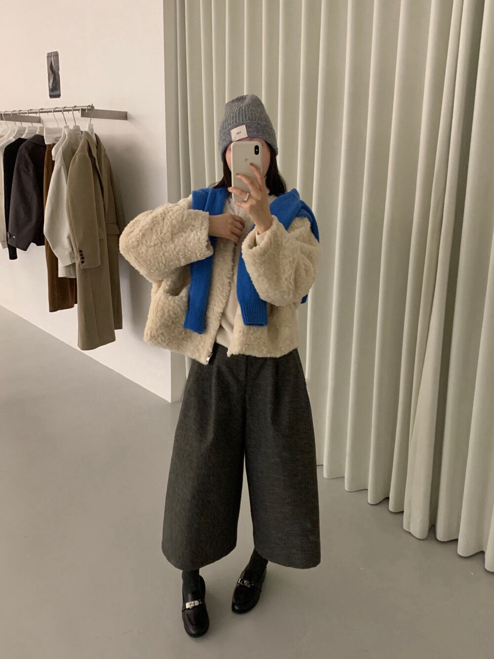 // 高級感口袋質感毛毛外套