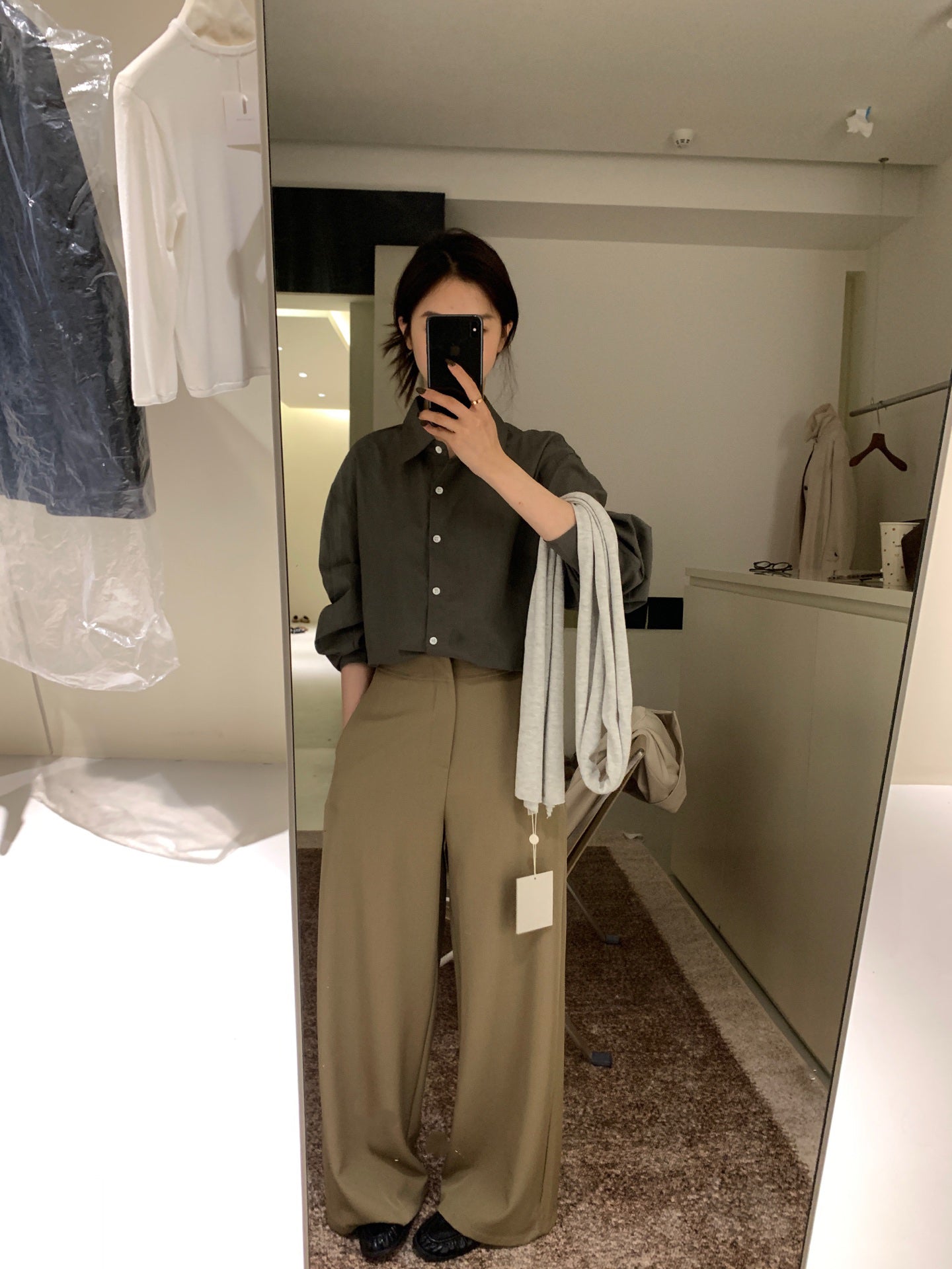 (現貨) // 超顯腿直光版垂感西褲