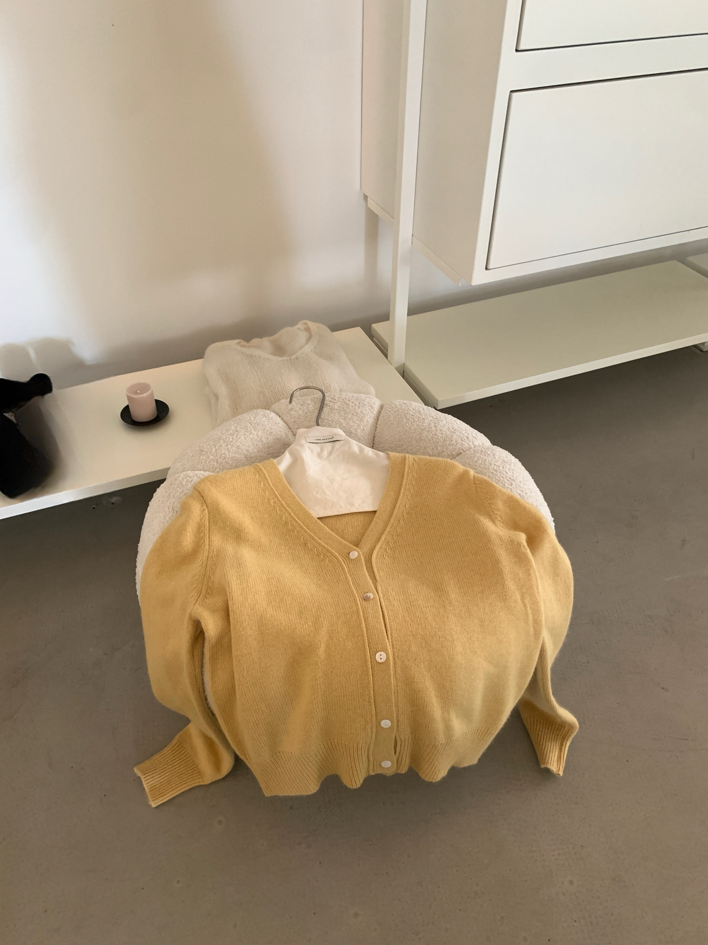 // 超soft兔絨V領CD