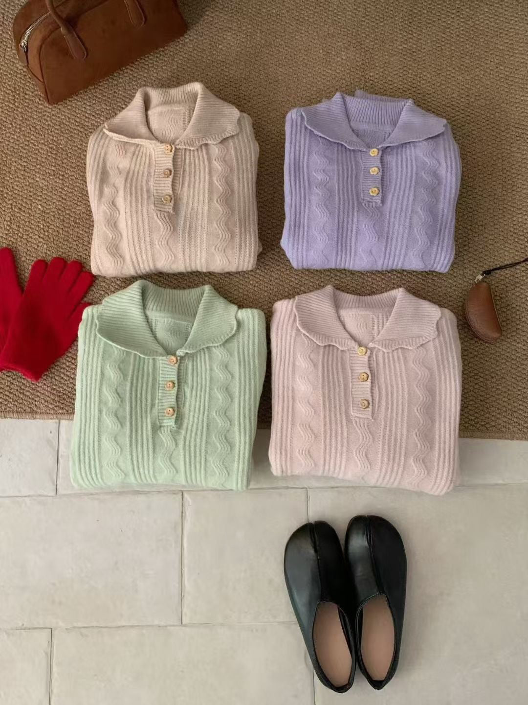 // 美美麻花織紋鈕扣翻領NT