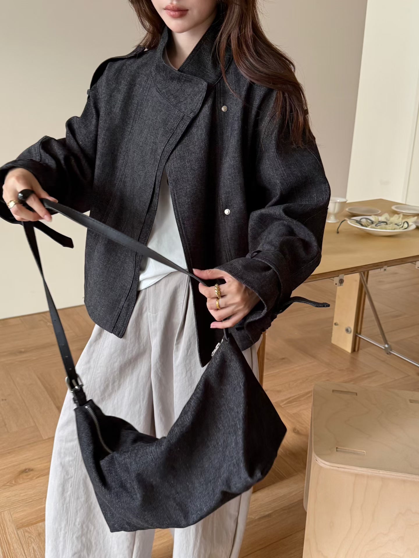// 超韓立領霧面質感外套