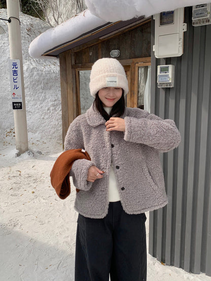 // 減齡款皮毛一體翻領毛毛外套