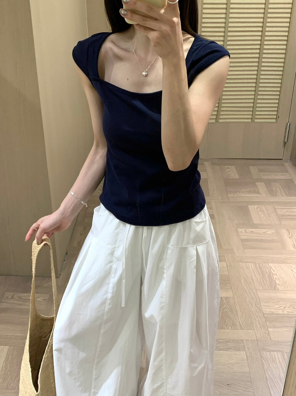 B52 / 100%棉質顯瘦方領2ways TEE