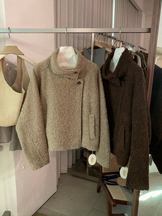 // 可立領圈圈絨一粒鈕簡約外套