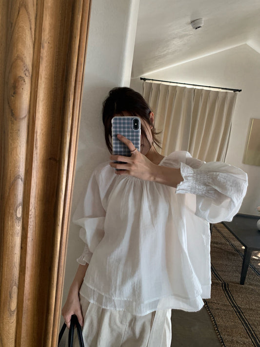 // 木耳邊袖子雙層衣擺BL