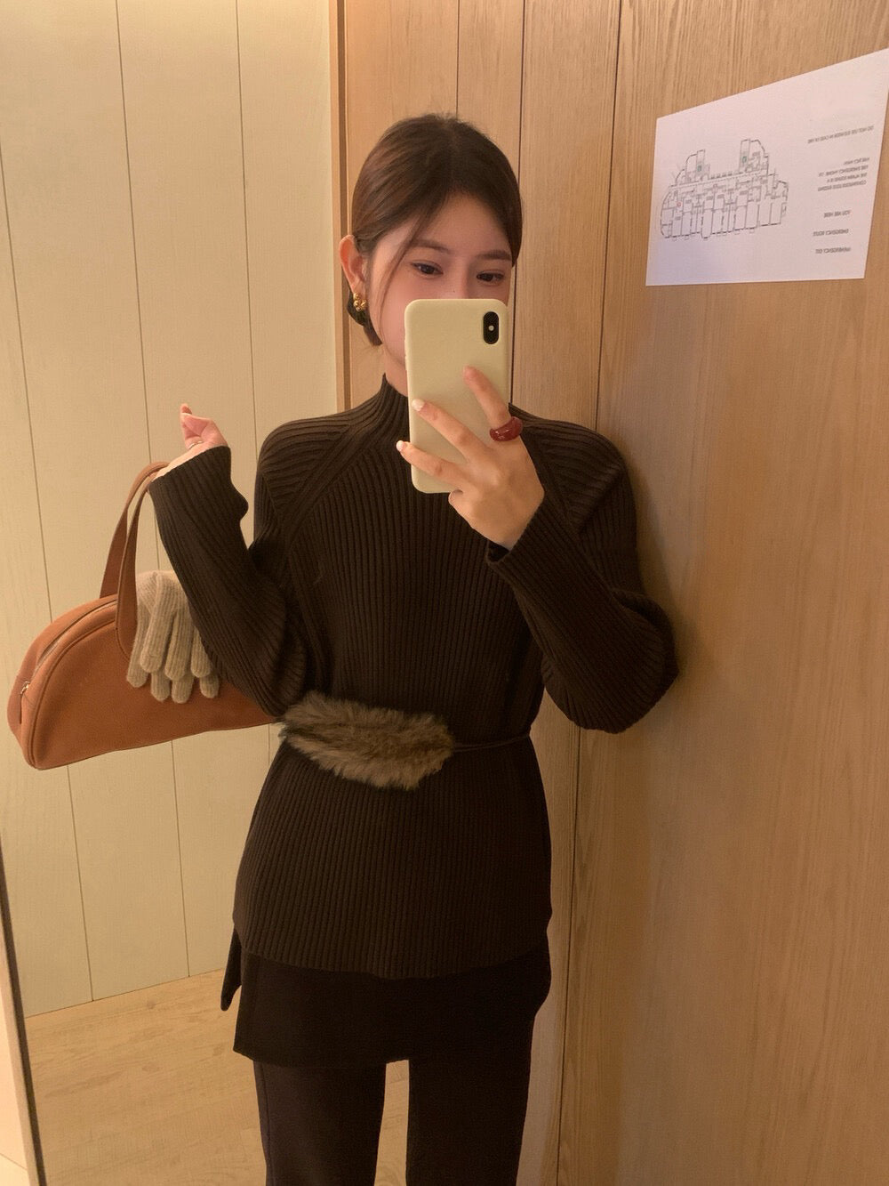 // 超美22色直坑紋不挑身型半領NT