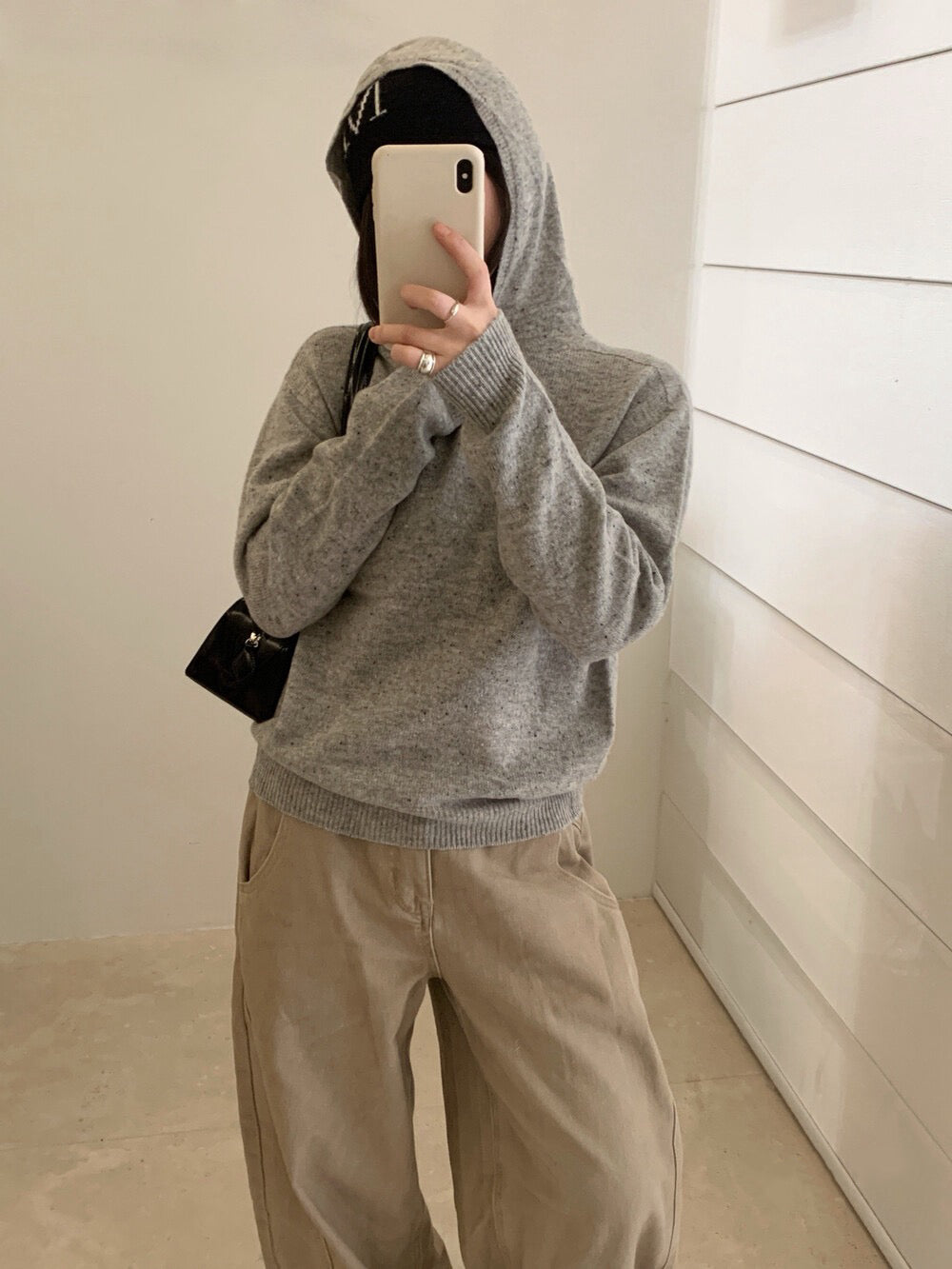 // 98%綿羊毛混點無縫一體連帽NT