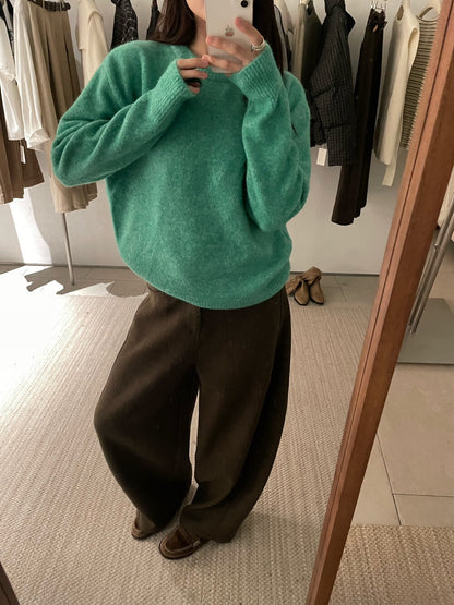 // 軟糯感糖果色系圓領毛衣