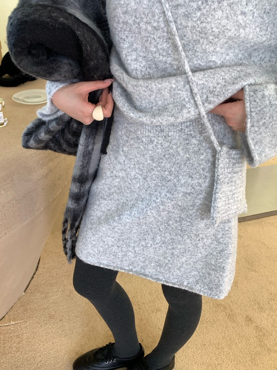 // 超舒服軟糯毛衣+短裙+袋仔三件套