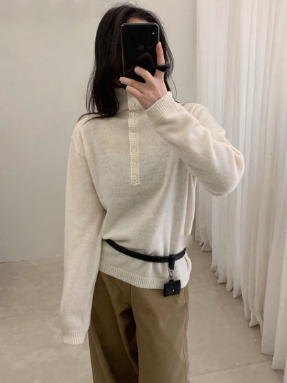 // 100%綿羊毛可立領半鈕扣NT