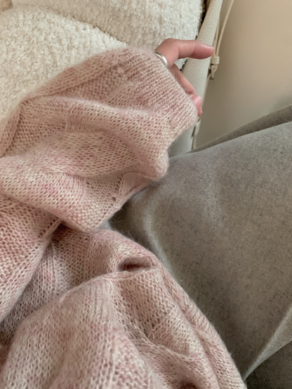 // 大圓領扭紋麻花10%馬海毛NT