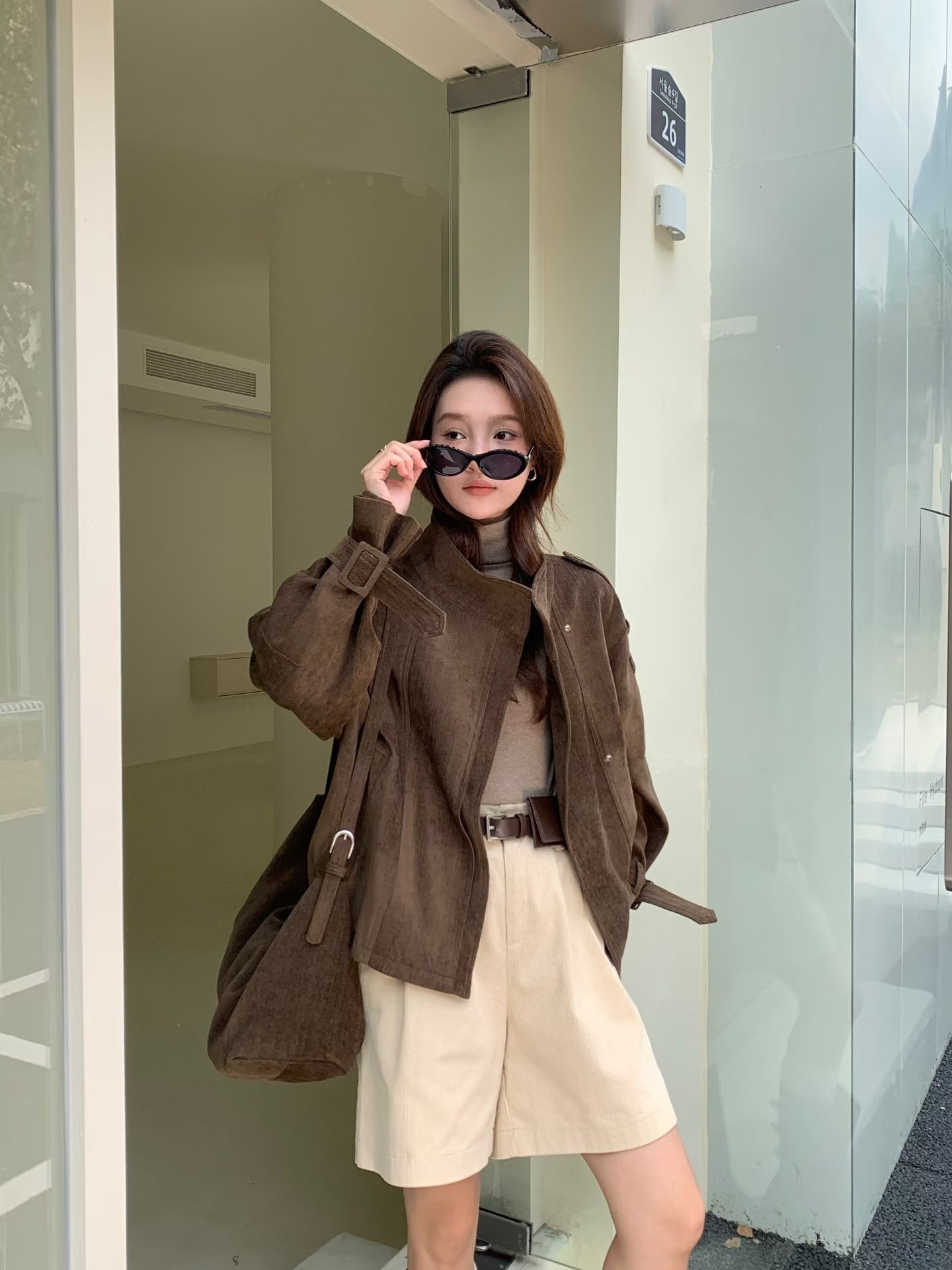 // 超韓立領霧面質感外套