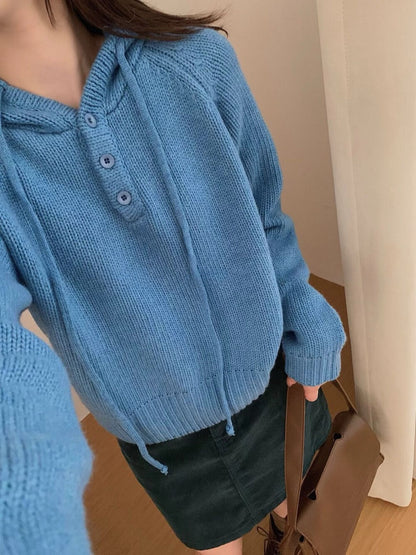 // 顏色超美鈕扣連帽毛衣