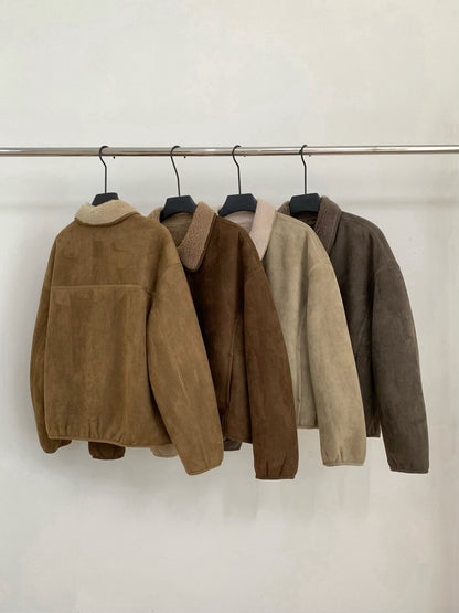 // 皮毛一體毛毛圓翻領麂皮外套