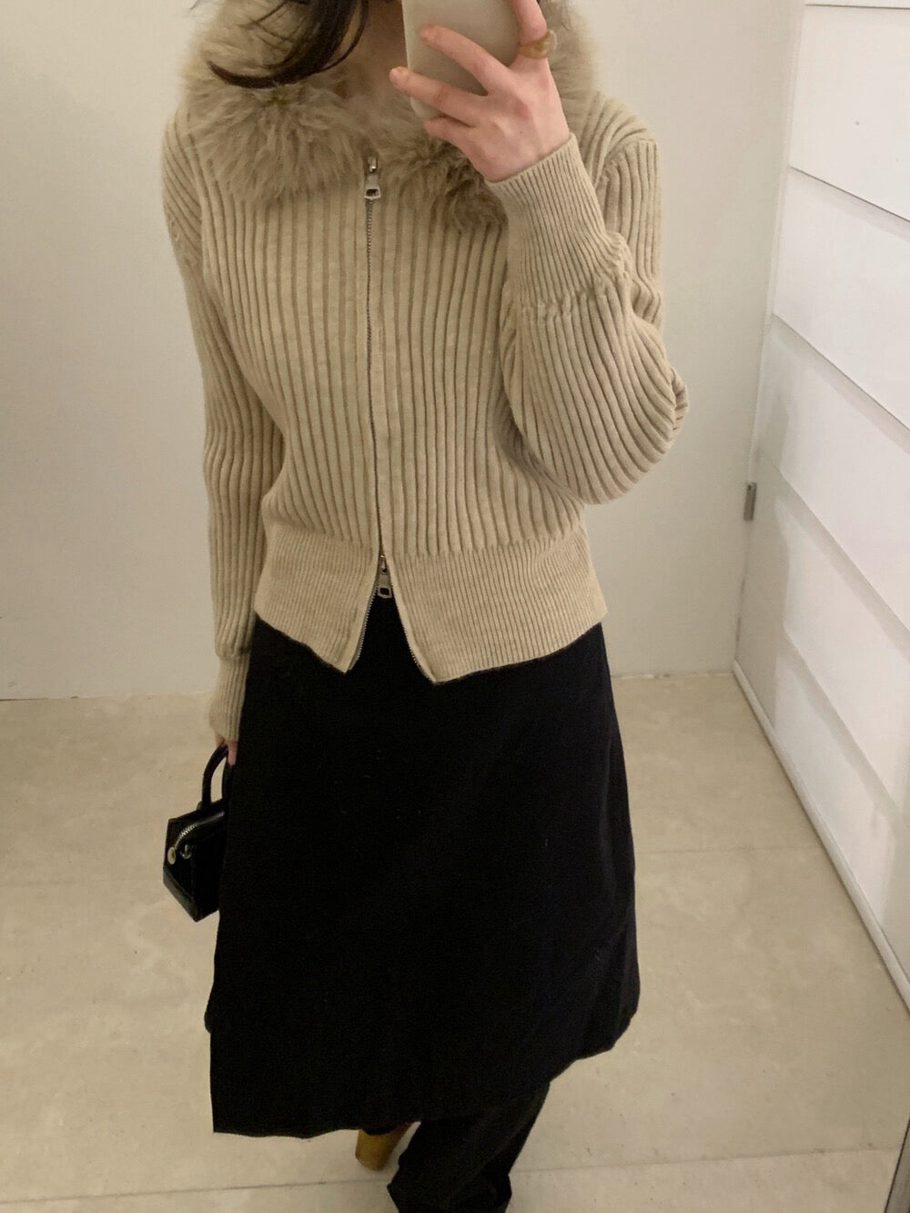 // 復古感毛毛領拉鍊CD