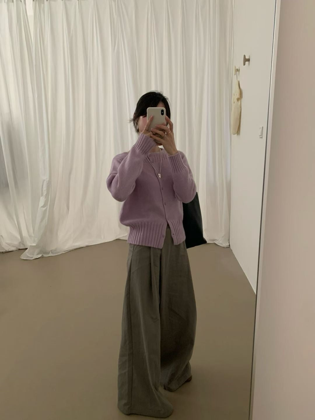 // 粗織紋邊特別領口CD