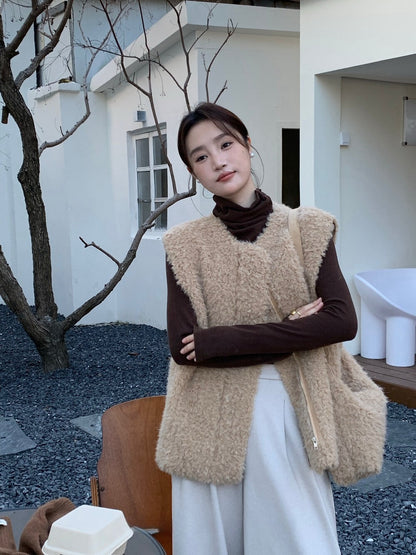 // 性價比極高皮毛一體毛茸馬甲外套(連斜肩袋)