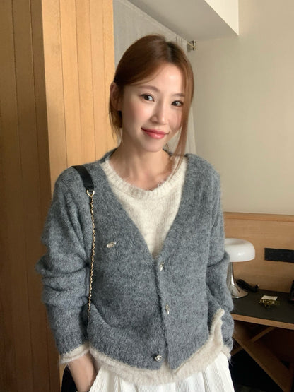 // 10%wool質感不規則鈕扣假兩件毛衣