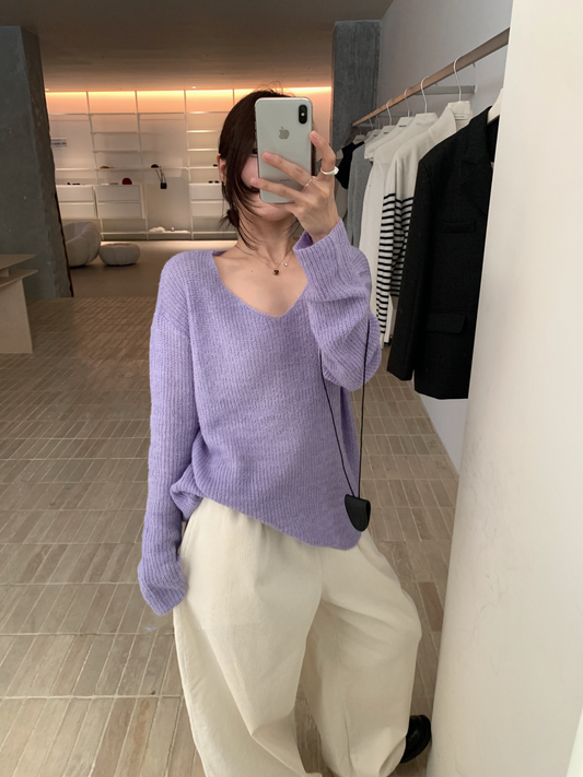 // 柔軟親膚馬海毛11色v領NT