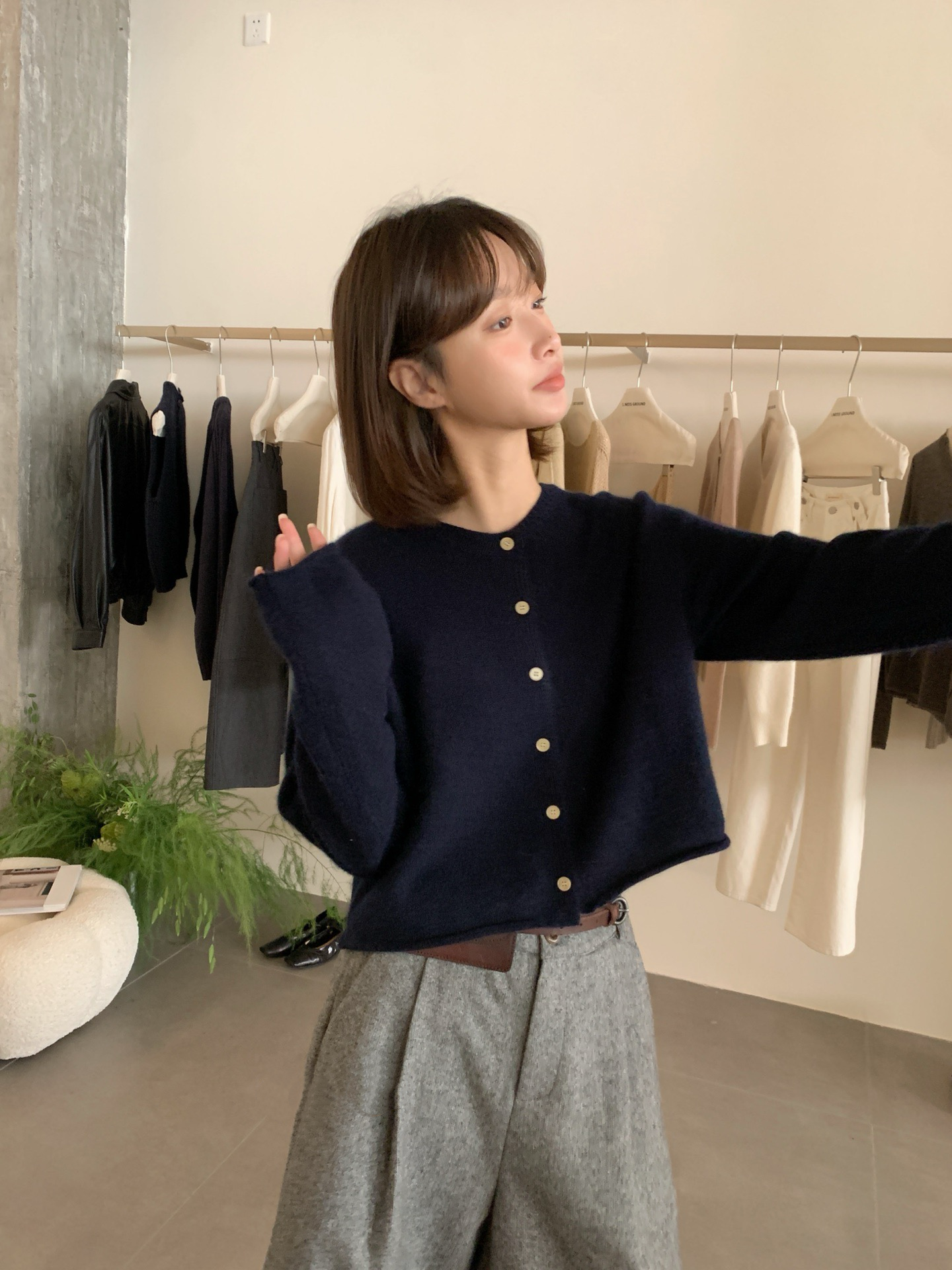 // 30%raccoon卷卷邊圓領CD