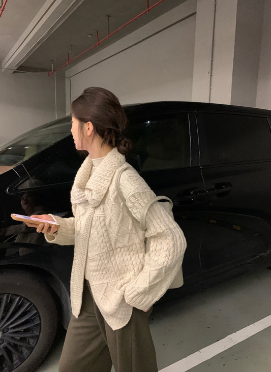 // 復古慵懶麻花紋翻領CD