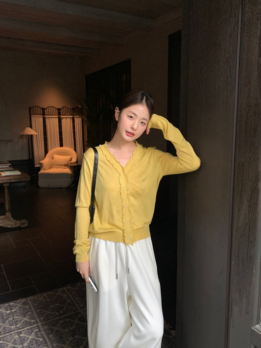 // 特別木耳邊粗邊CD