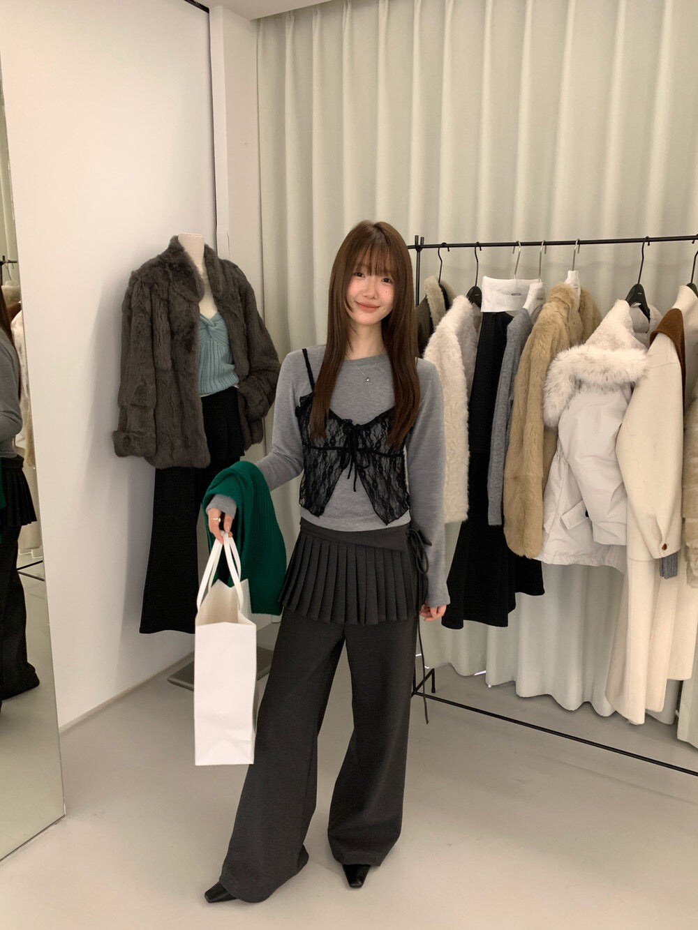 // 小性感假兩件Lace吊帶上衣